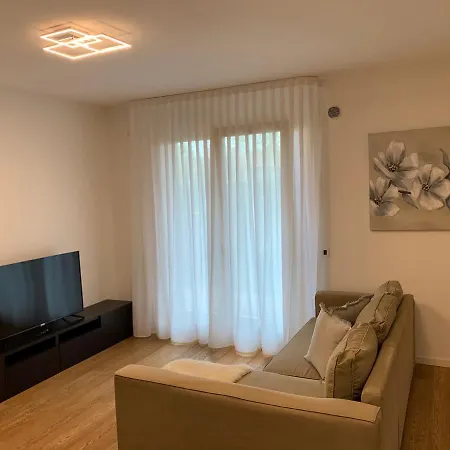 Savioli Apartment *